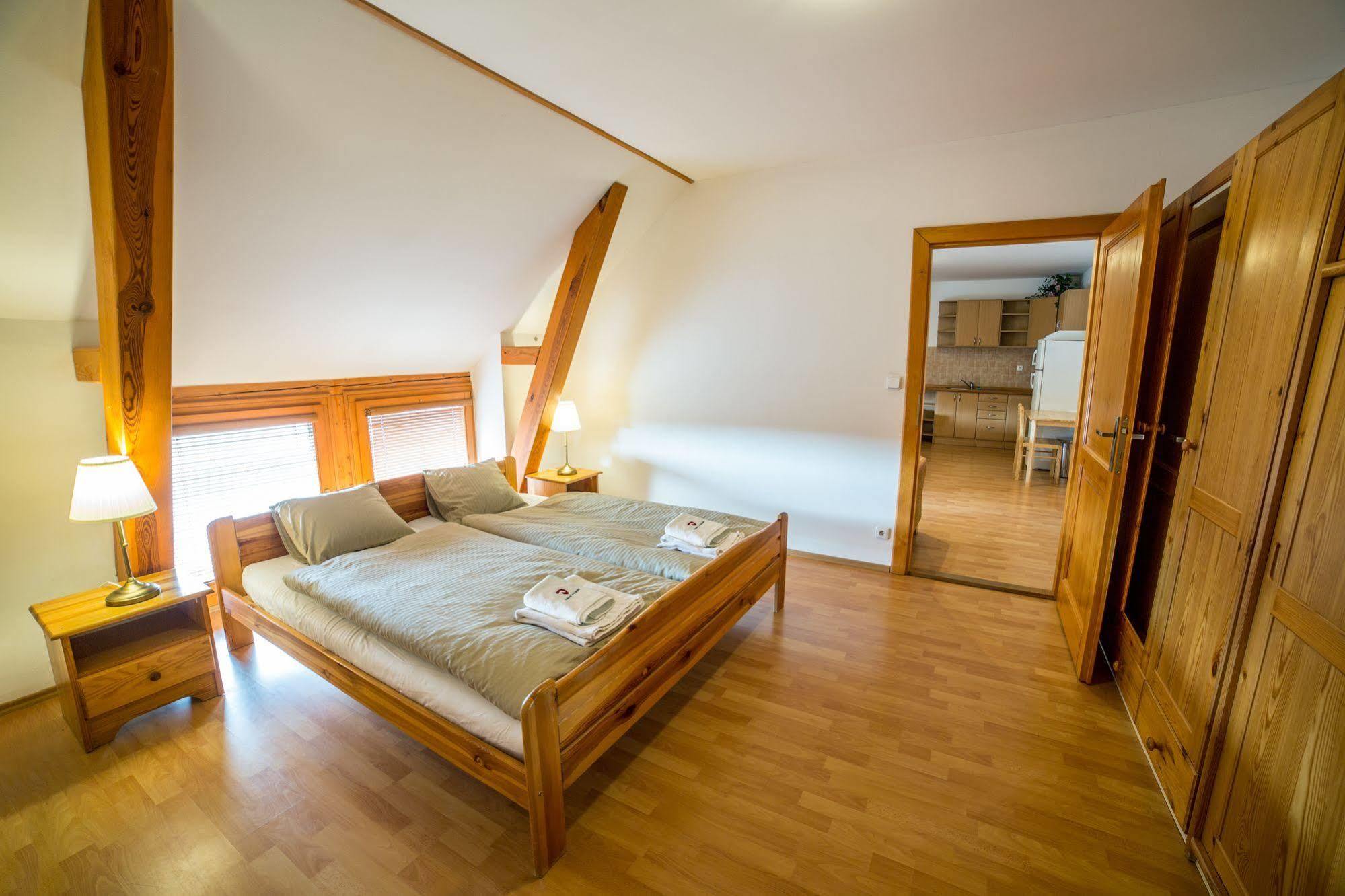 Farma Ptyrov Hotel มินิโคโว ฮราดิชติเย ภายนอก รูปภาพ